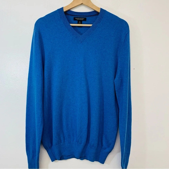 Banana Republic Sweater Men Medium  Cotton Cashmere Blue V Neck Long Sleeve - Picture 1 of 10